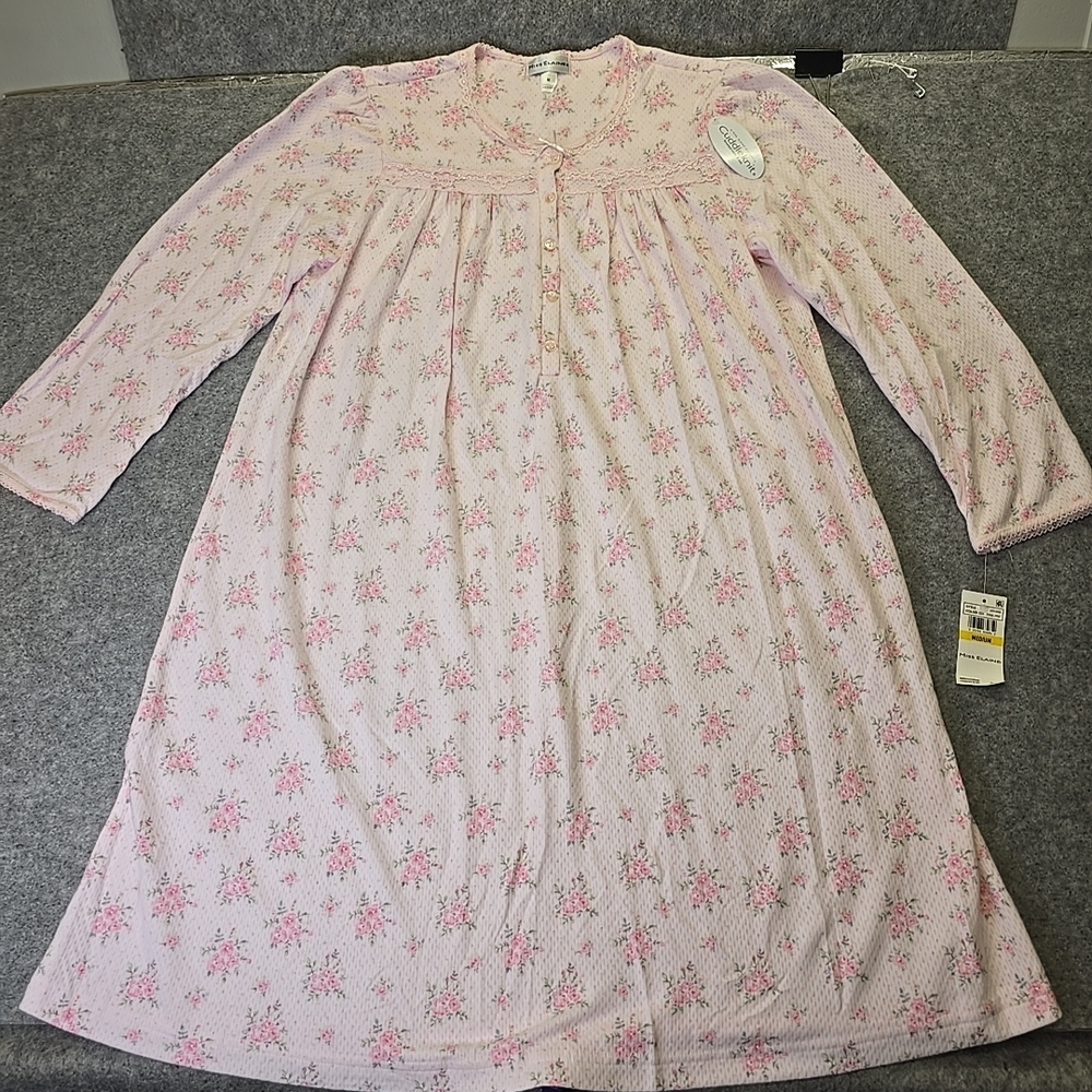NWT Miss Elaine Pink Floral Nightgown Medium